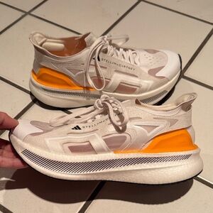 Stella McCartney x adidas Performance Sneakers
Size US 8.5 | EU 40⅔